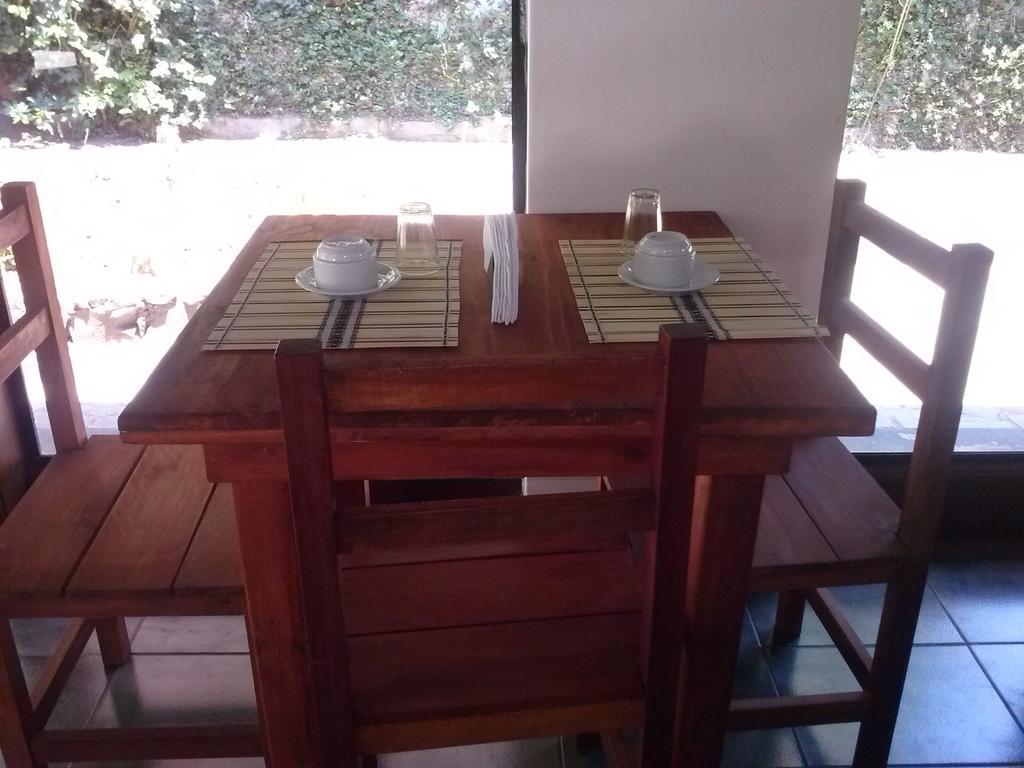 Petit Hotel Caraguata Puerto Iguazu Exterior photo